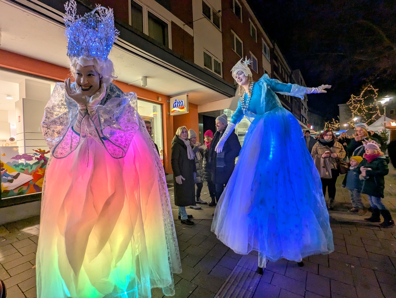 Zimtsternfest lockte zahlreiche Besucher  in die City - Bilderstrecke