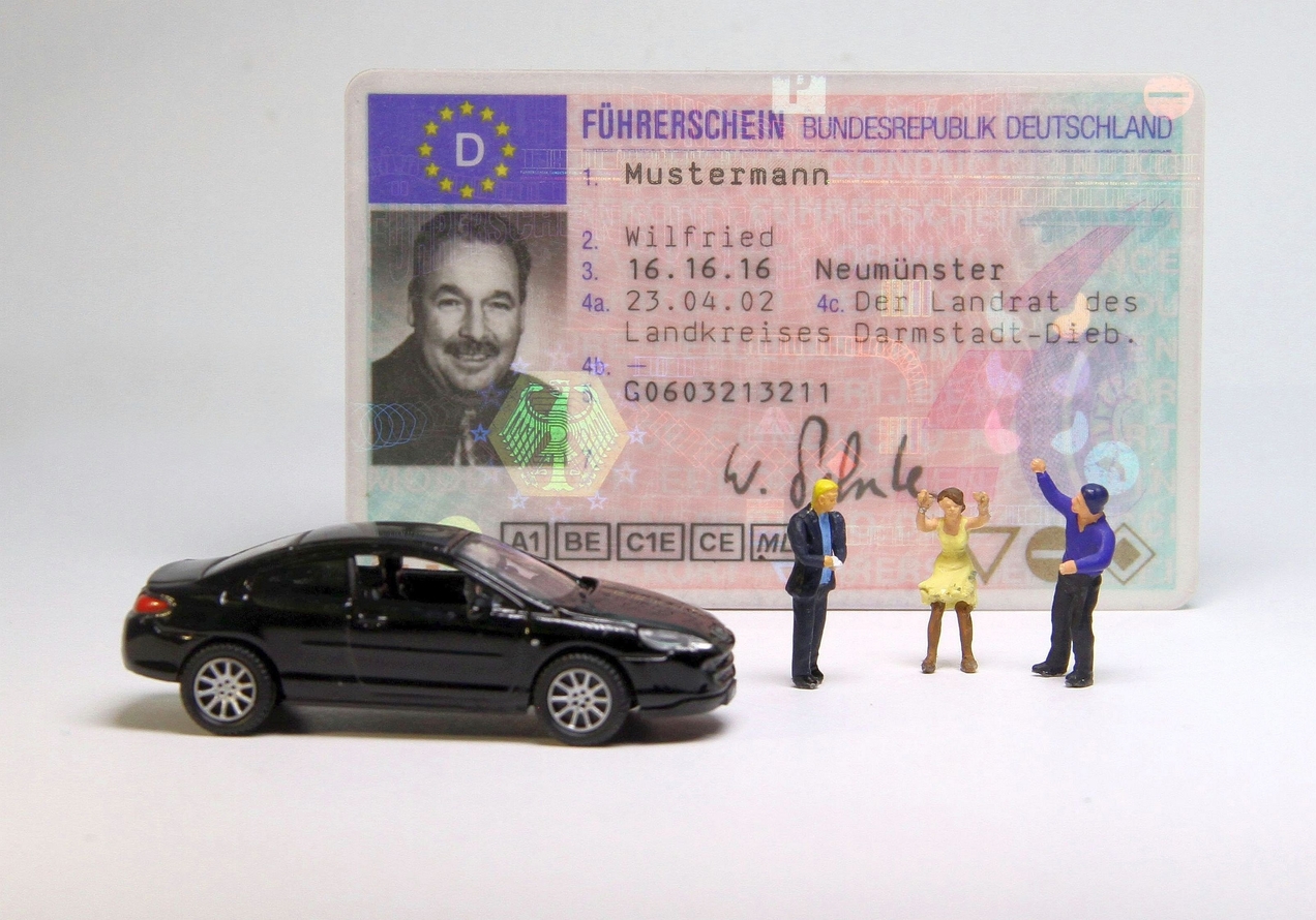 Reisezeit: Ausweisdokumente frühzeitig prüfen