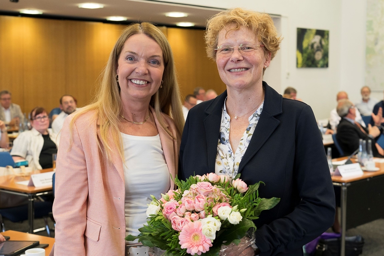 Rat der Stadt Gladbeck wählt Stefanie Neumann zur neuen  Beigeordneten und Stadtkämmerin