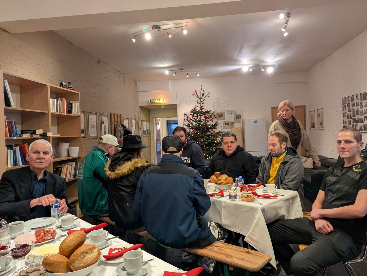 Traditionelles Weihnachtsfrühstück der Wohnungslosenhilfe