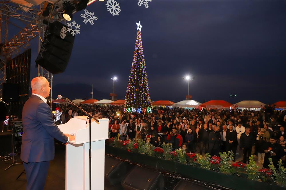 Internationaler Weihnachtsmarkt in Alanya setzt Zeichen für Frieden und Vielfalt