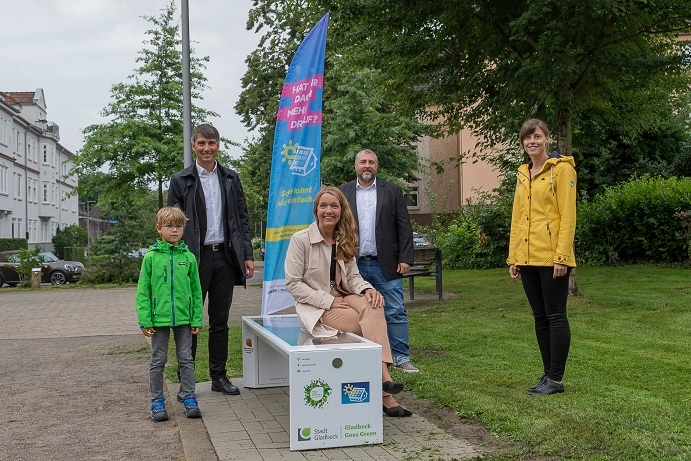 Smarte Solarbank mit Hotspot für den Jovyplatz
