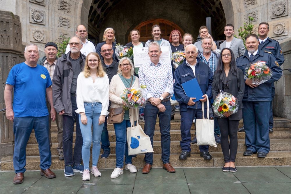 Tag des Ehrenamtes: Tierhilfe erhält Hauptpreis der  Aktion „Menschen machen’s möglich“