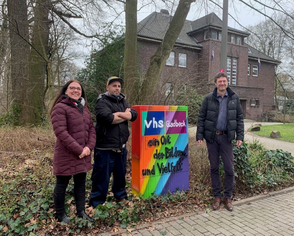 Die Volkshochschule hat nun „eigenen Stromkasten“