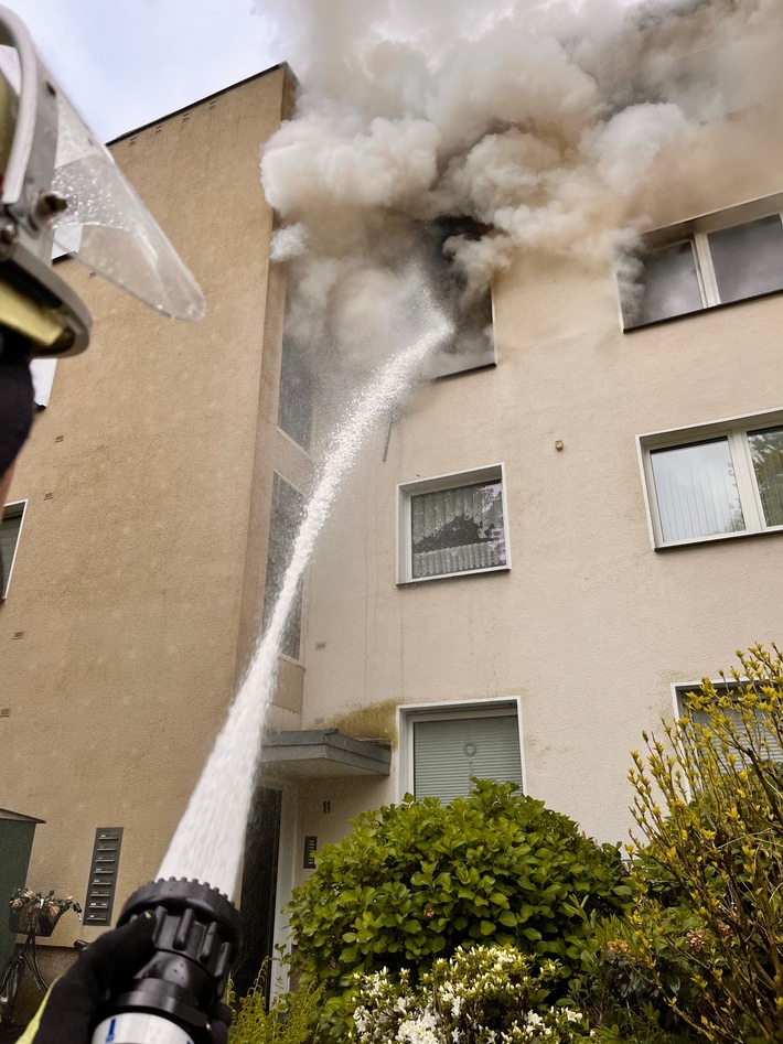 Frau bei Wohnungsbrand tödlich verletzt