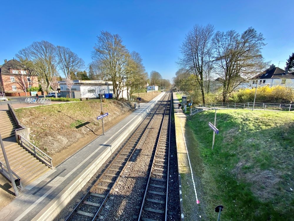 Kein Aprilscherz der Deutschen Bahn in Zweckel