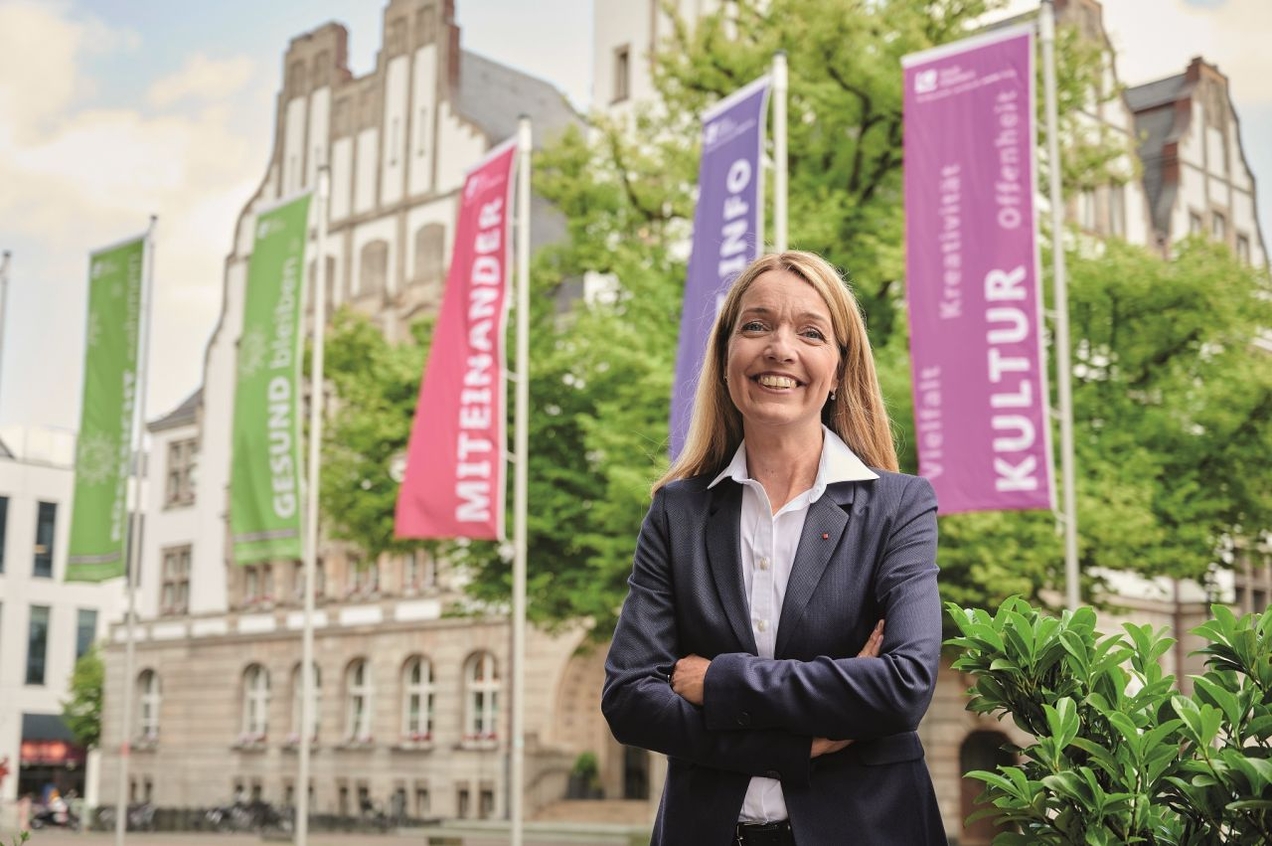 Weihnachts- und Neujahrsgrüße von Bürgermeisterin Bettina Weist